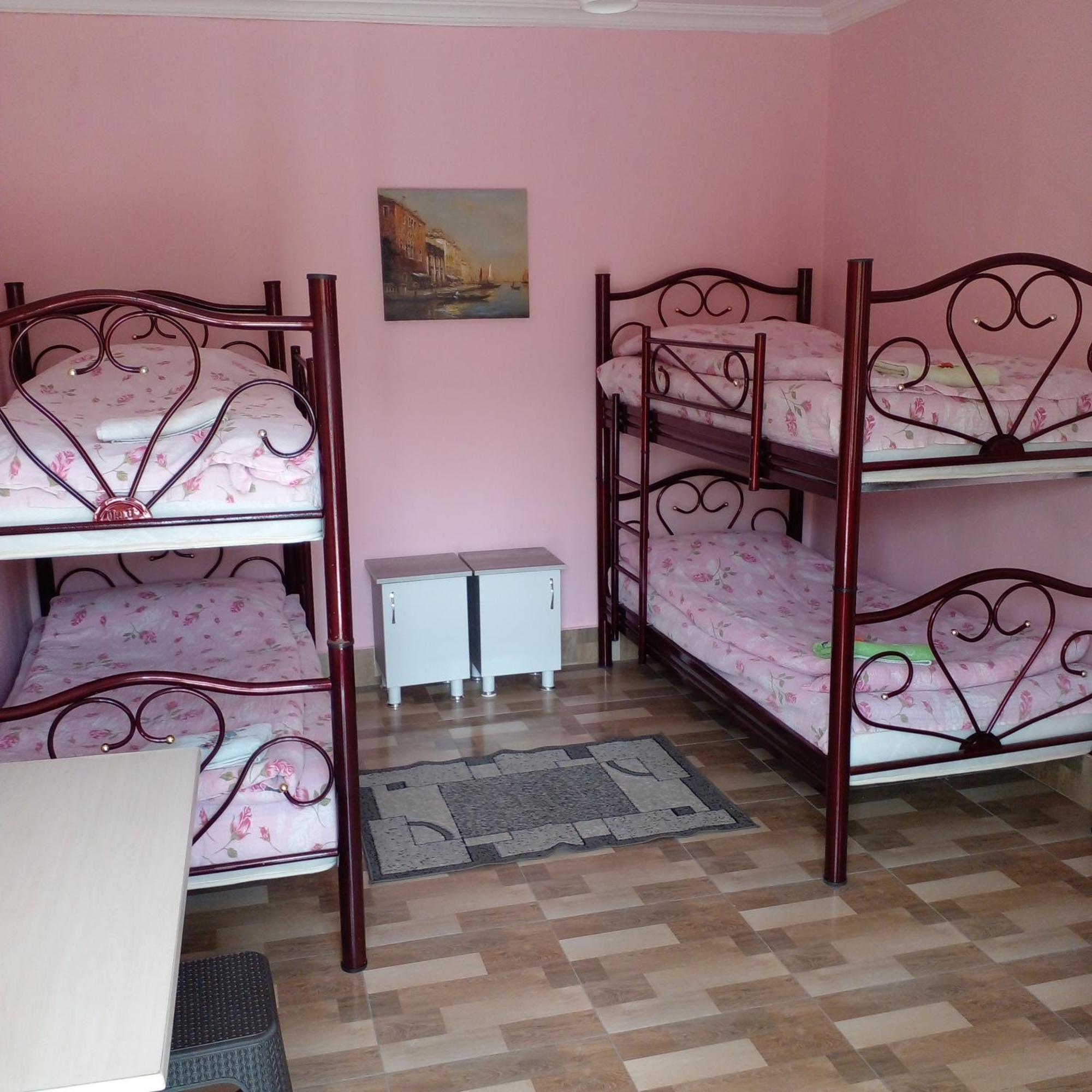 Giorgi'S Homestay Kutaisi Eksteriør bilde