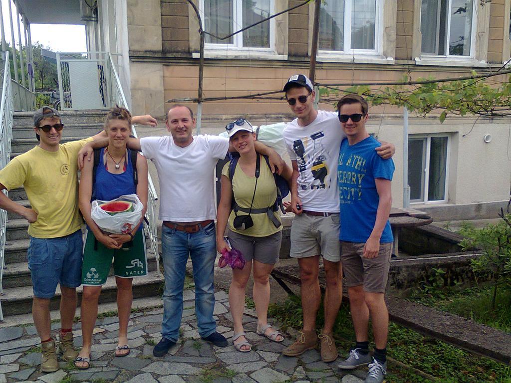 Giorgi'S Homestay Kutaisi Eksteriør bilde