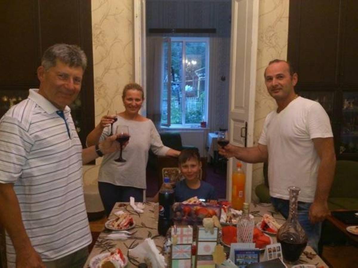 Giorgi'S Homestay Kutaisi Eksteriør bilde
